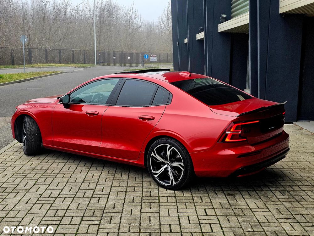 Volvo S60 B5 B AWD Ultimate Dark - 6