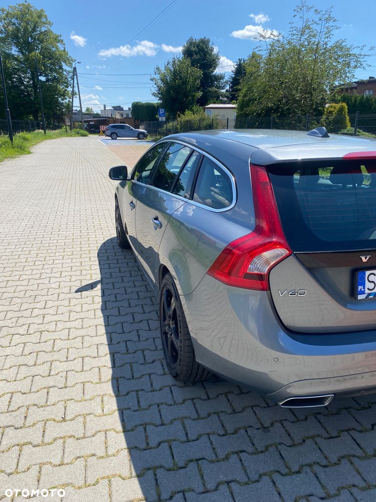 Volvo V60 D4 Drive-E Dynamic Edition (Momentum) - 5