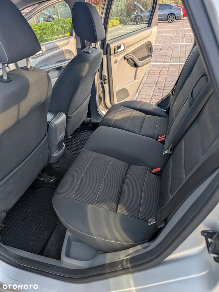 Ford Focus 2.0 Titanium EU5 - 19