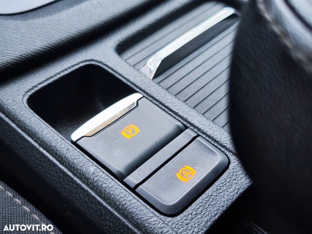 Skoda Octavia 2.0 TDI DSG 4X4 Scout - 21