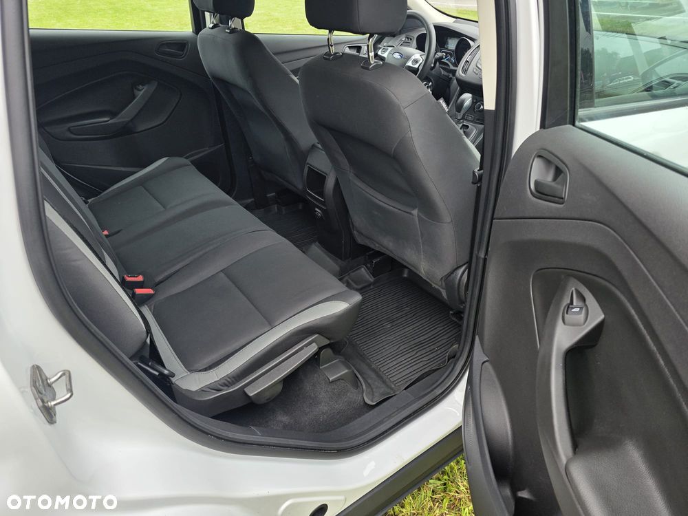Ford Escape - 12