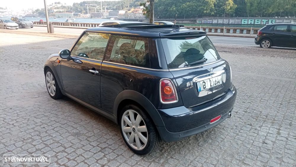 MINI 3 Portas Cooper D - 3