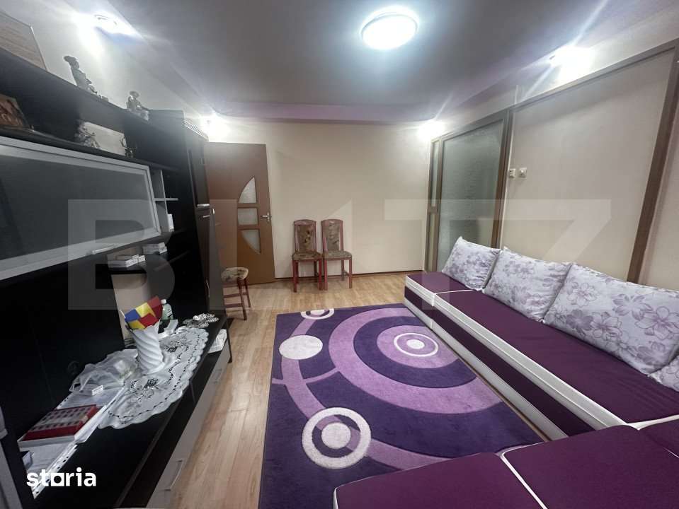 Apartament 3 camere, 70 mp , zona 8 Mai — fotografia 3