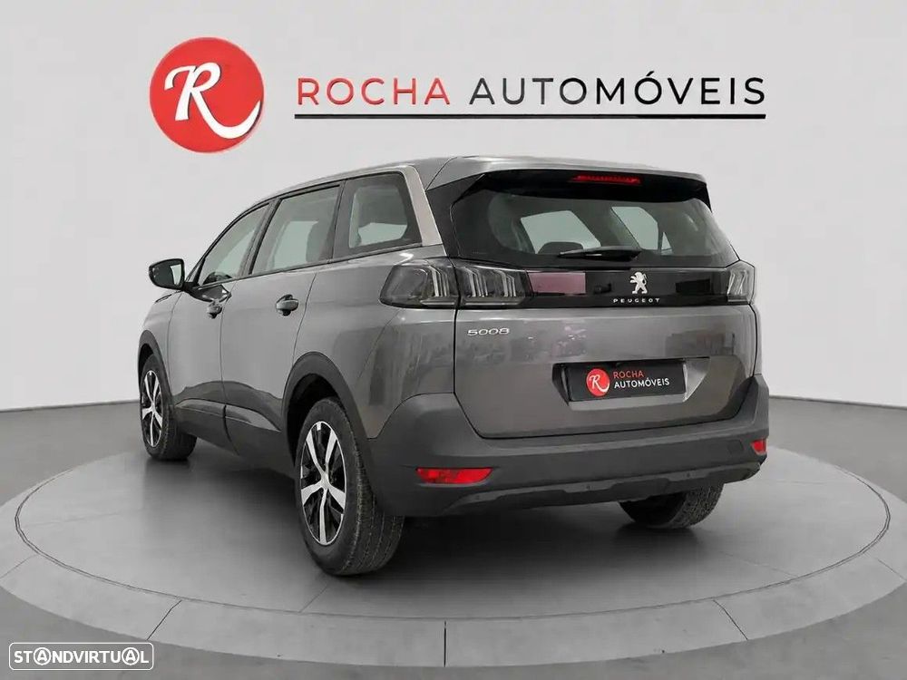 Peugeot 5008 - 10