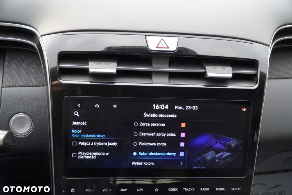 Hyundai Tucson blue 1.6 CRDi 2WD DCT Premium - 18