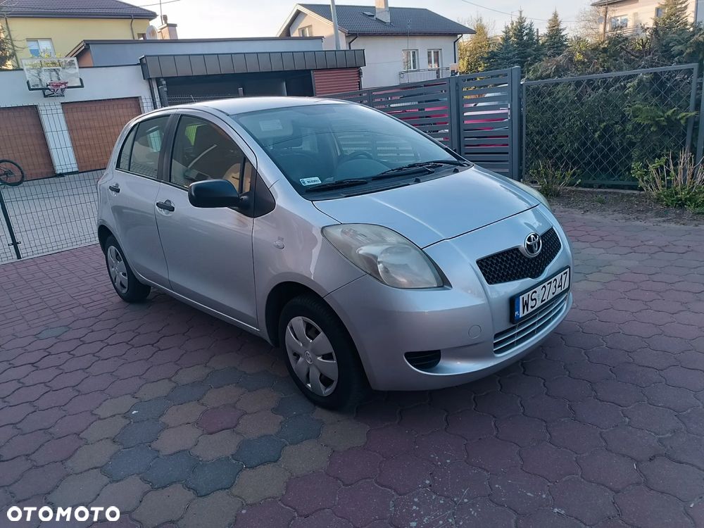 Toyota Yaris 1.0 Terra - 5