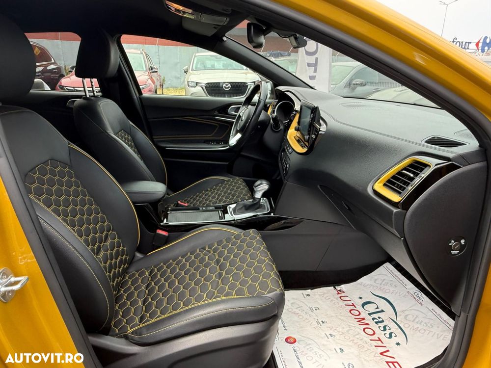 Kia XCeed 1.4 T-GDI 7DCT Style+ - 27