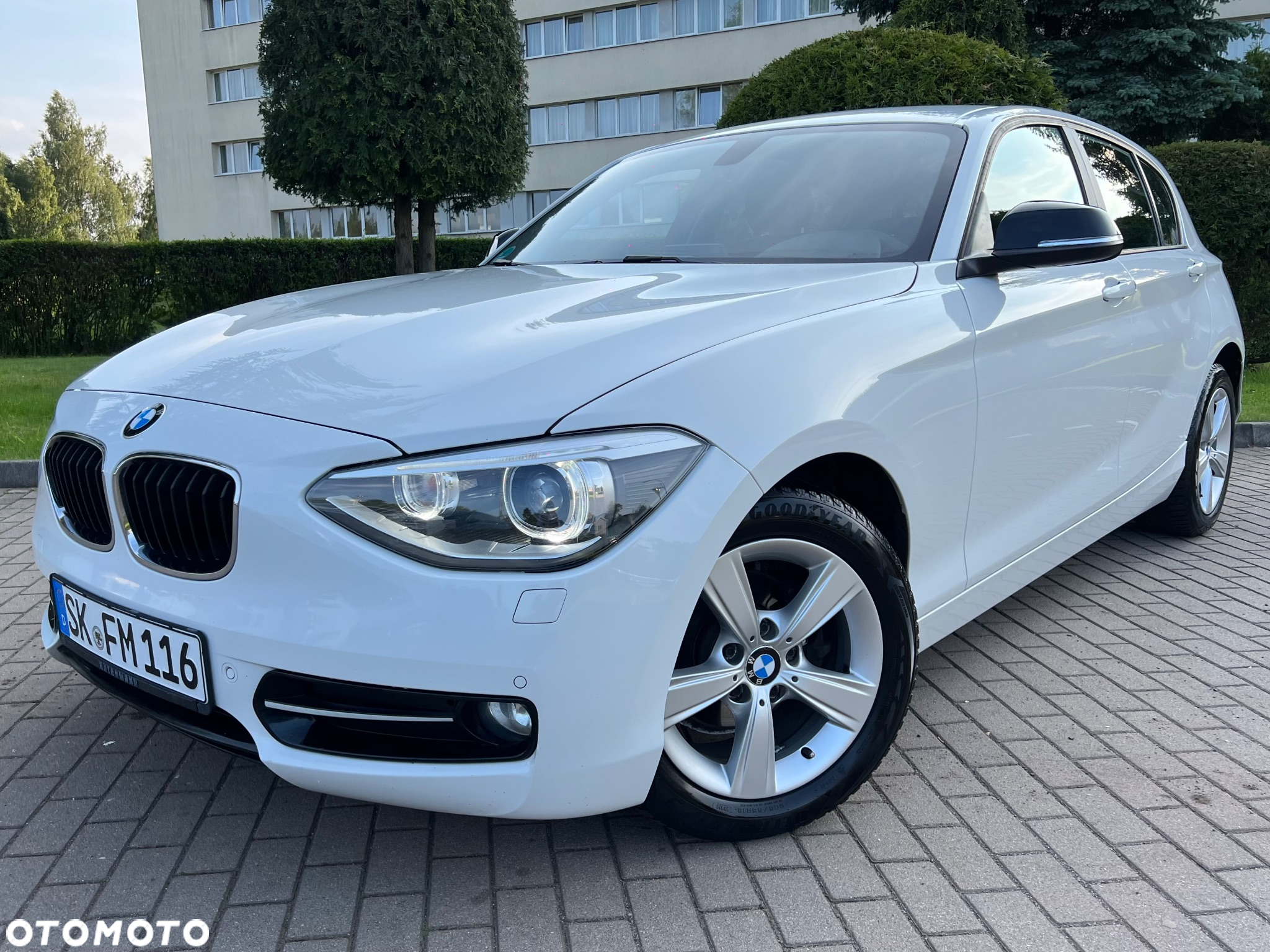 BMW Seria 1 116d Sport Line - 12