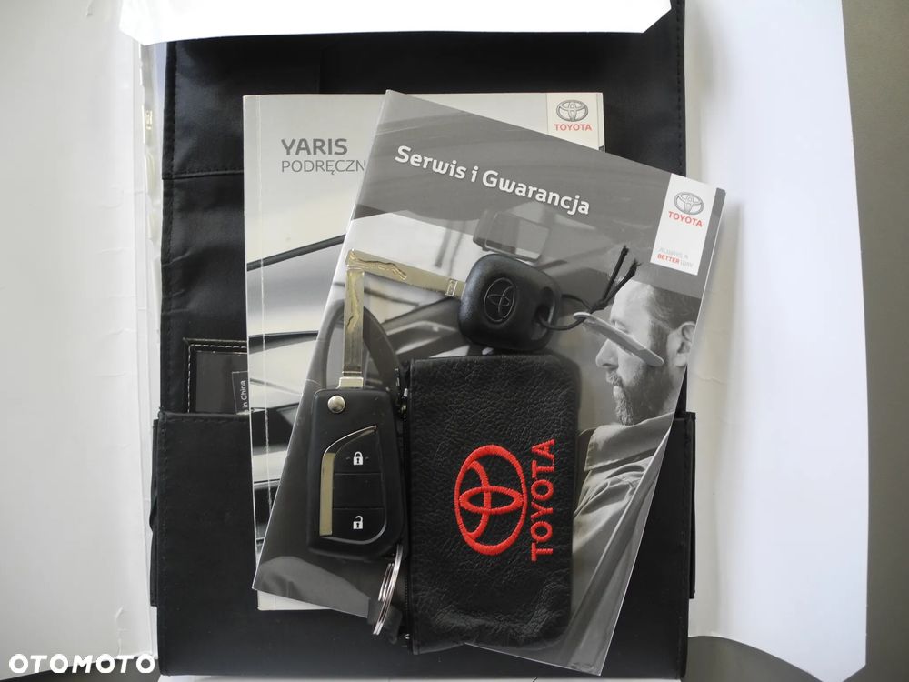 Toyota Yaris - 6