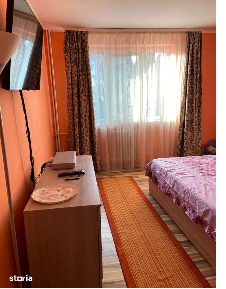 Apartament cu 2 camere decomandate - G. Enescu, zona Nordic — fotografia 3