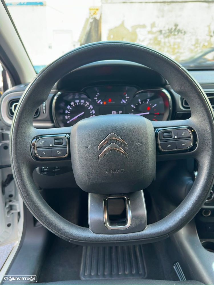 Citroën C3 1.2 PureTech Shine EAT6 - 11
