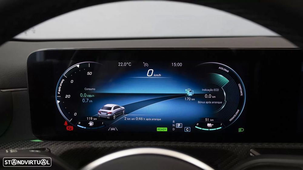 Mercedes-Benz A 250 Limousine - 24