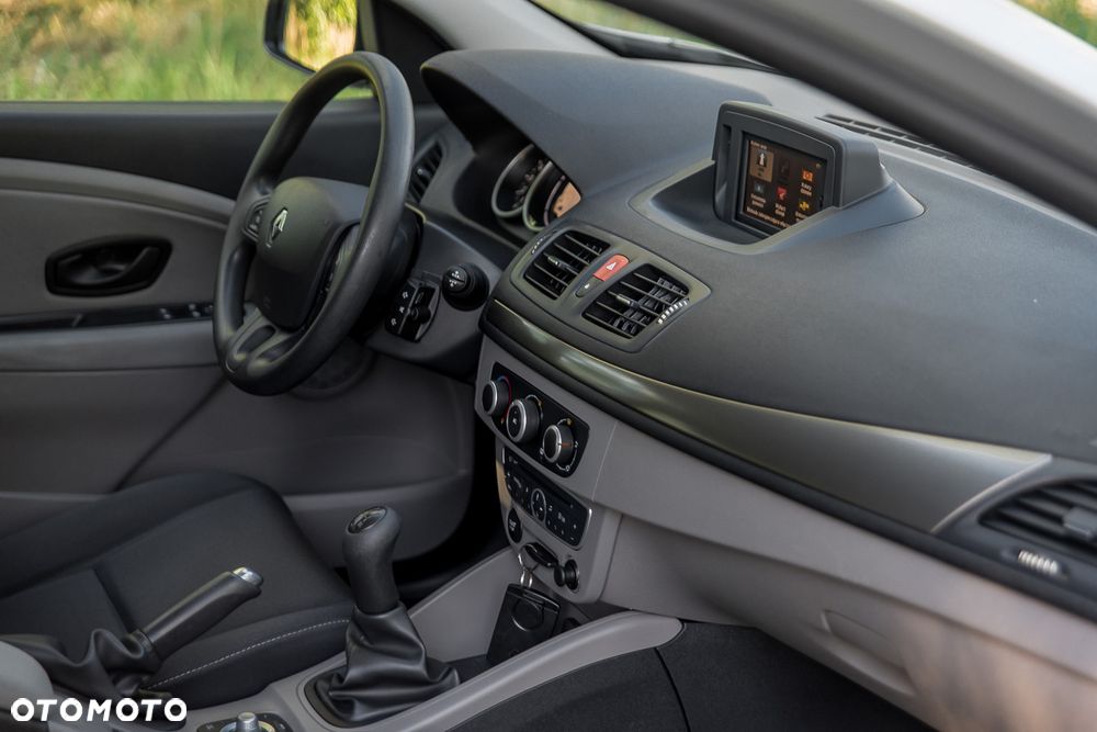 Renault Megane - 30