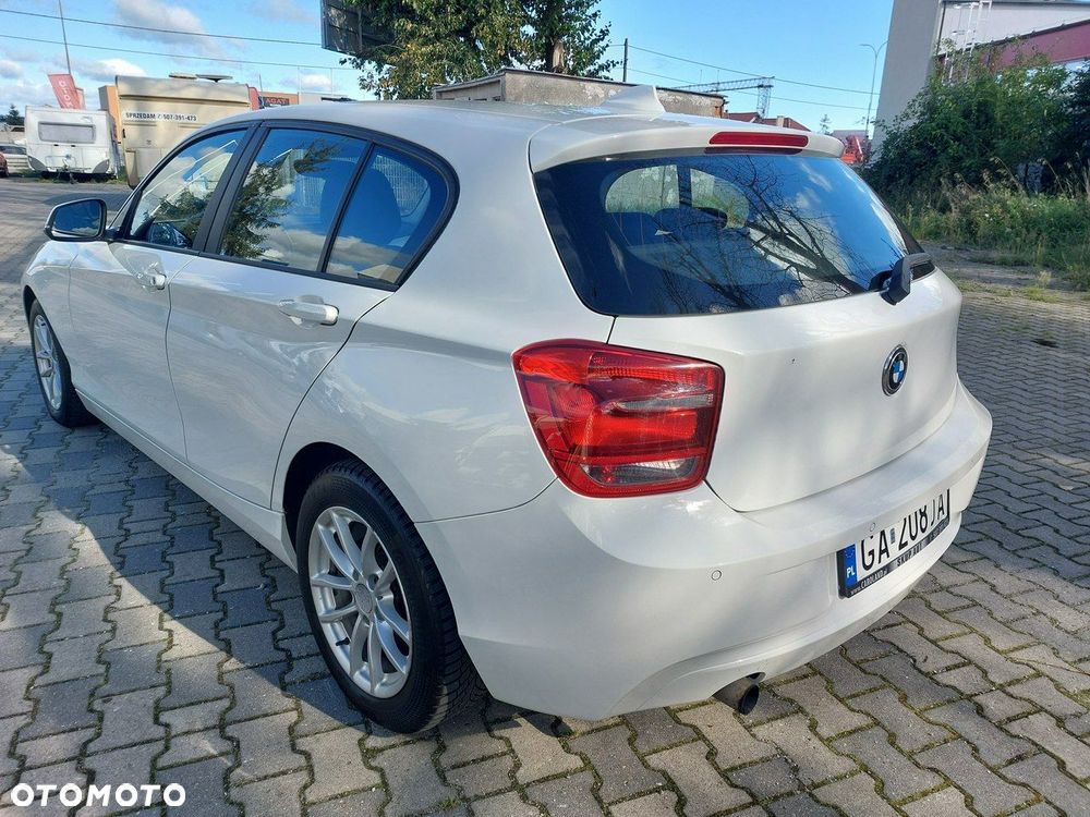 BMW Seria 1 114i - 17