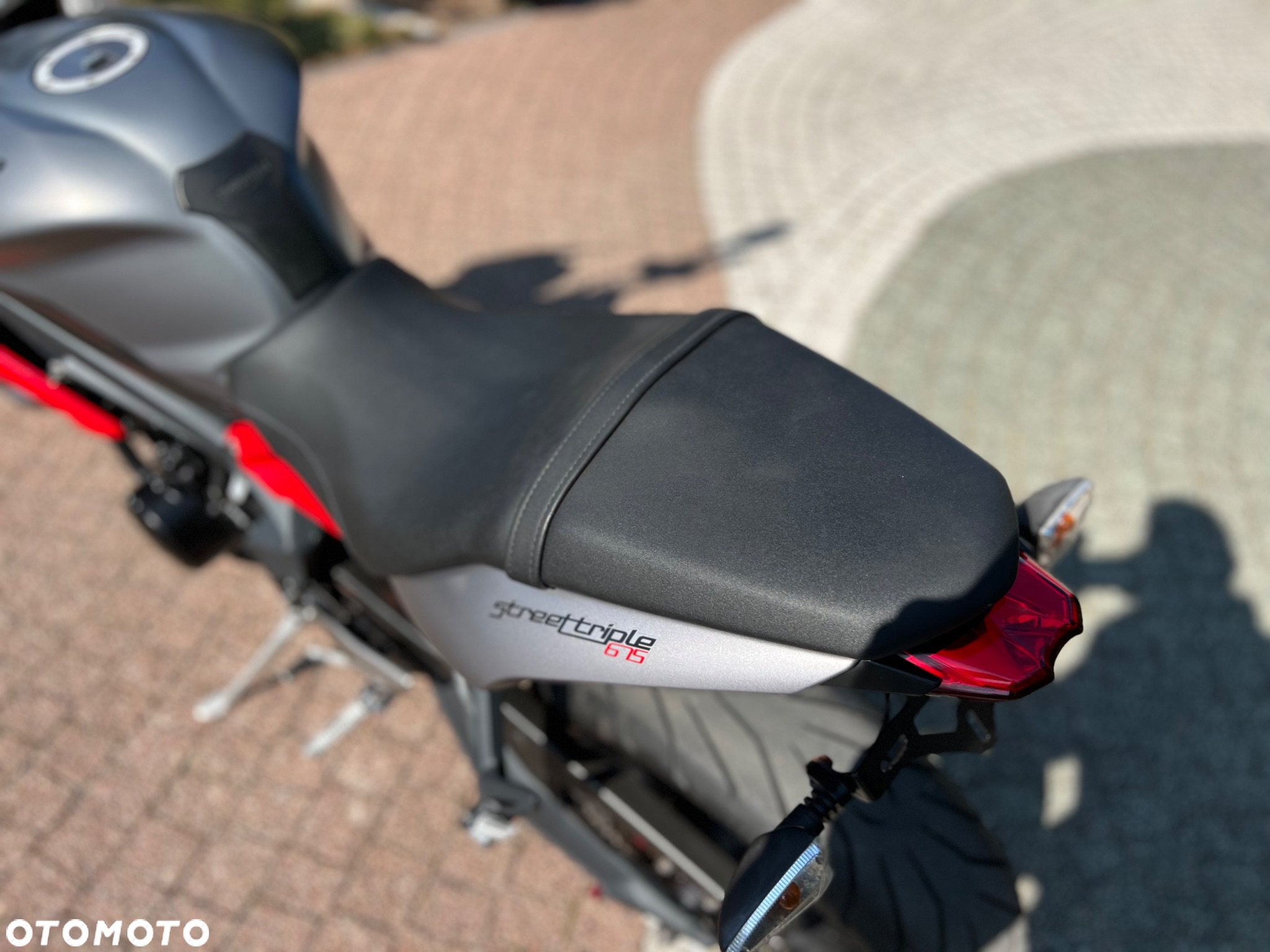 Triumph Street Triple - 21