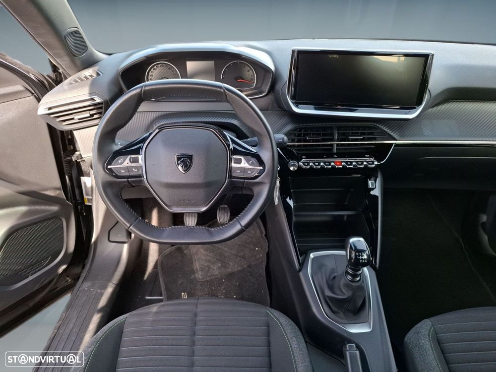 Peugeot 2008 1.2 PureTech Active - 13