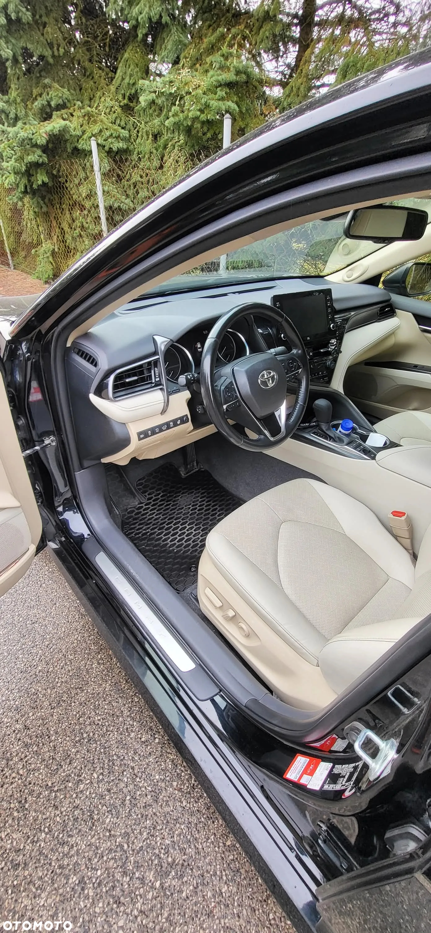 Toyota Camry 2.5 Hybrid Executive CVT - 14