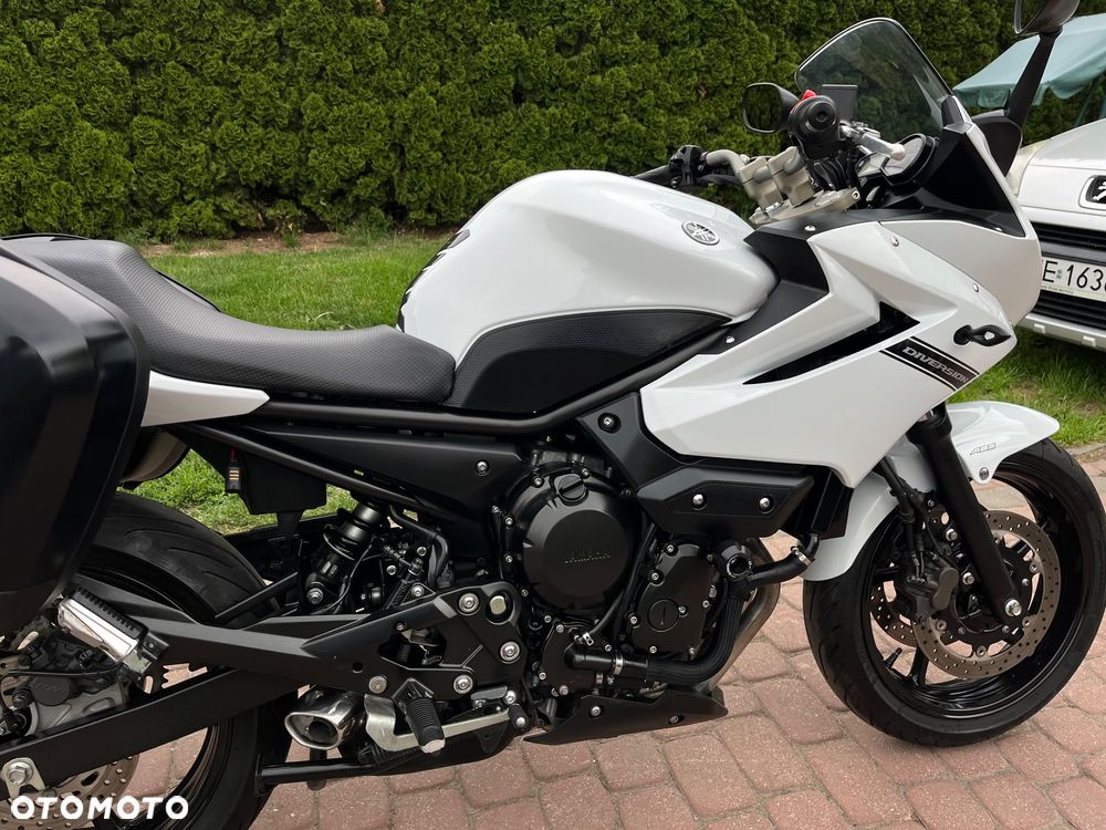 Yamaha XJ - 22