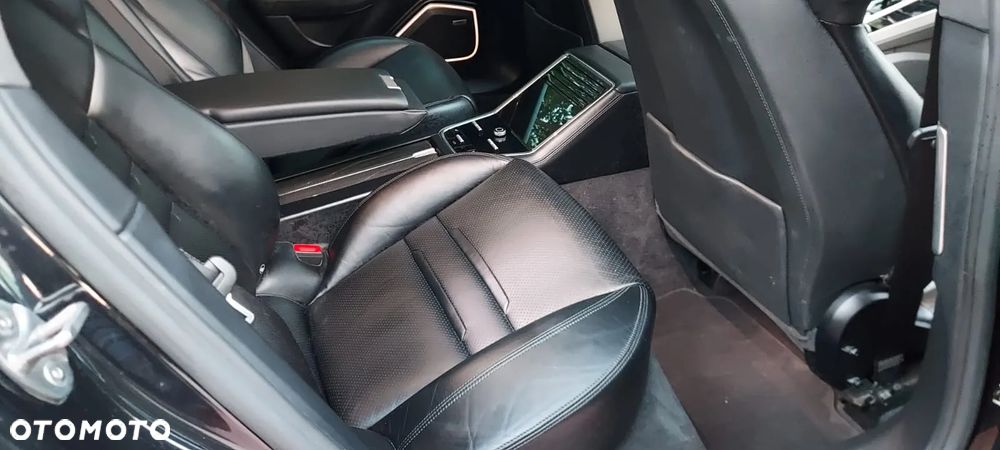 Porsche Panamera 4 E-Hybrid - 14