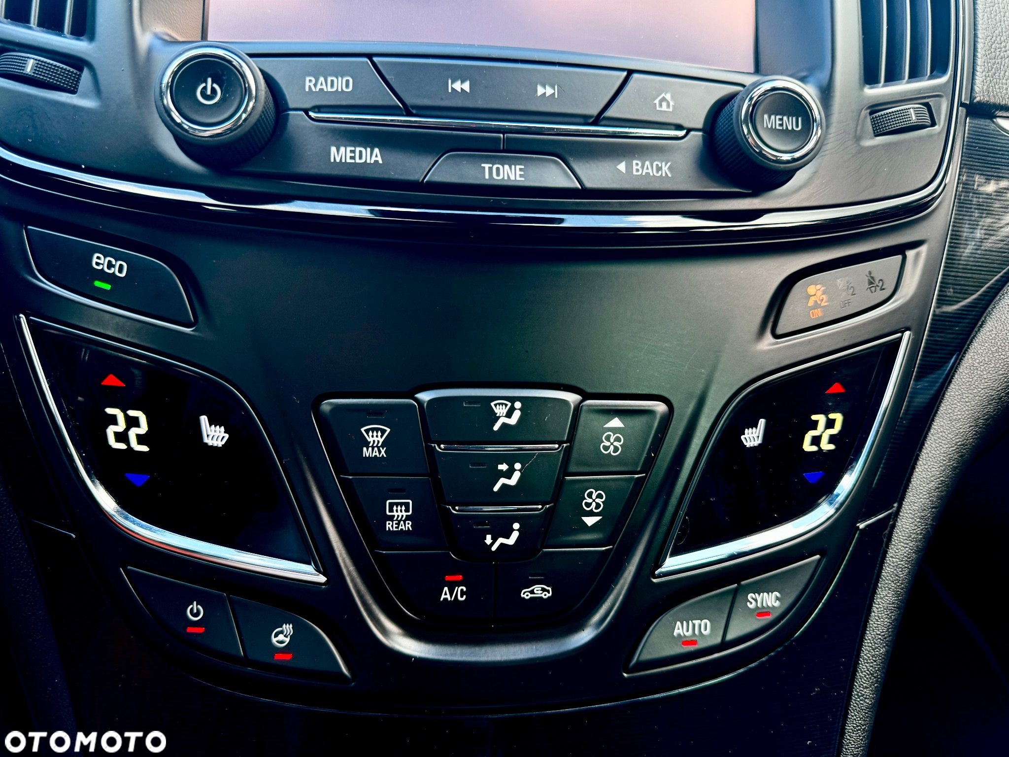 Opel Insignia - 36