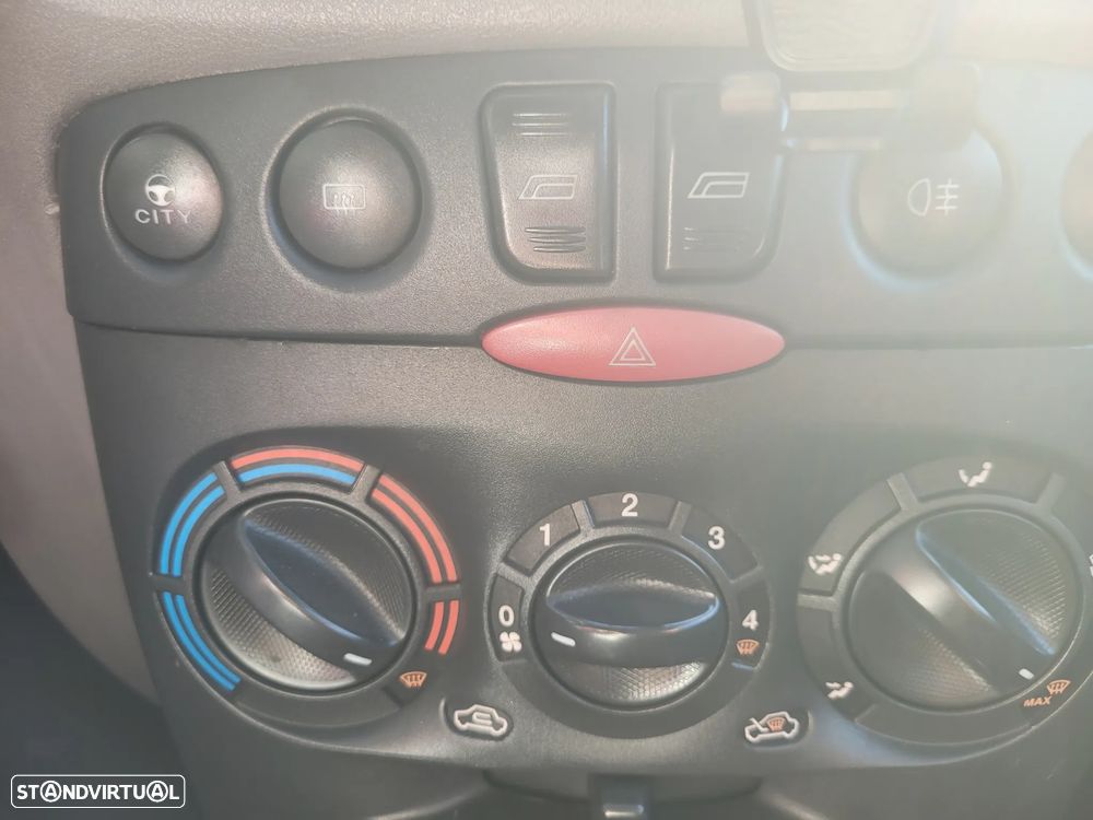 Fiat Punto 1.2 ELX - 13