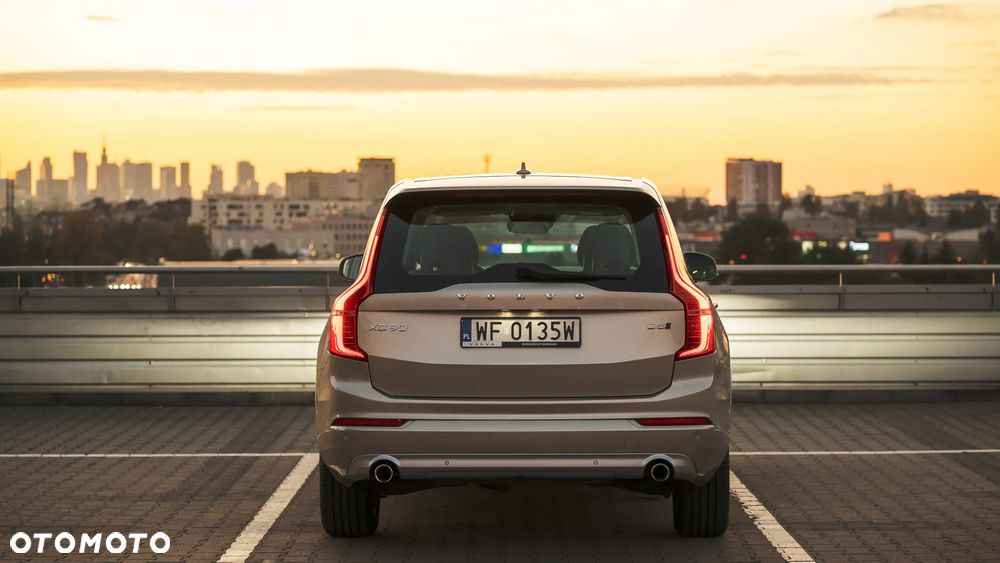 Volvo XC 90 D5 AWD Momentum - 36