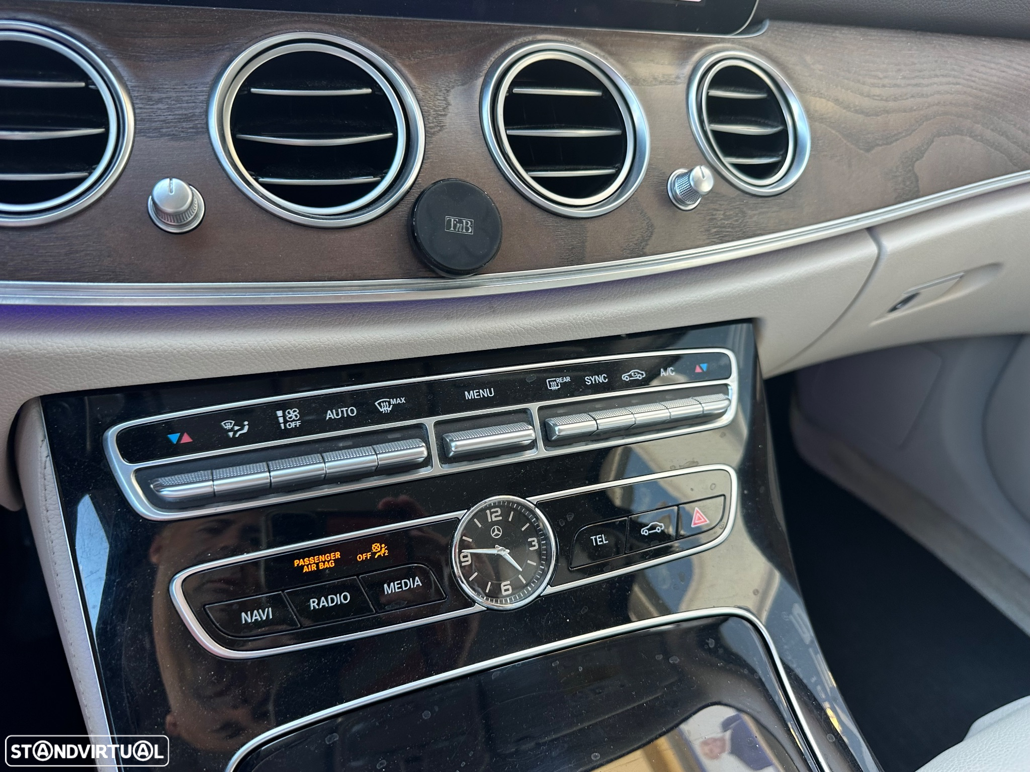 Mercedes-Benz E 220 d Avantgarde - 28