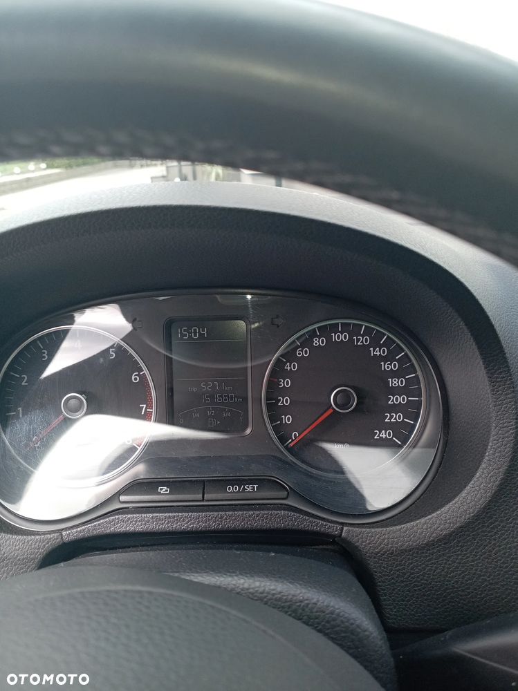 Volkswagen Polo 1.4 16V Comfortline Optimum - 15