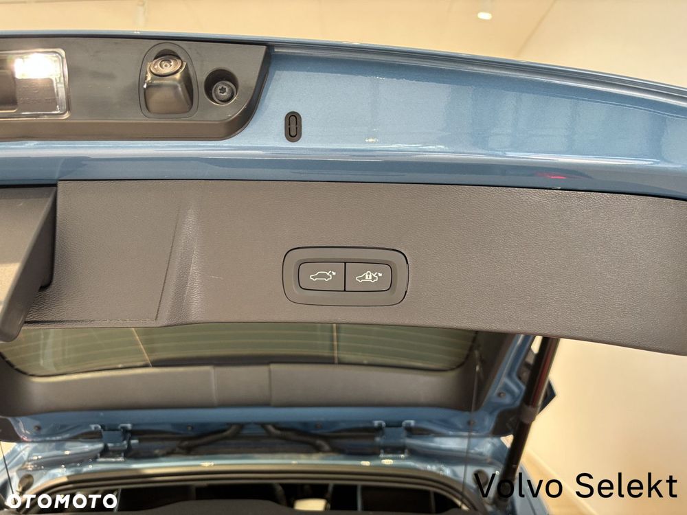 Volvo XC 40 - 25