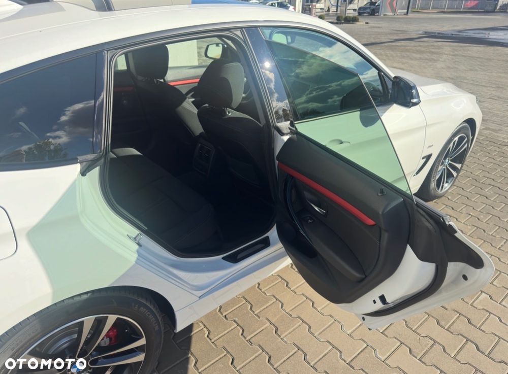 BMW 3GT 320d xDrive Sport-Aut Sport Line - 14