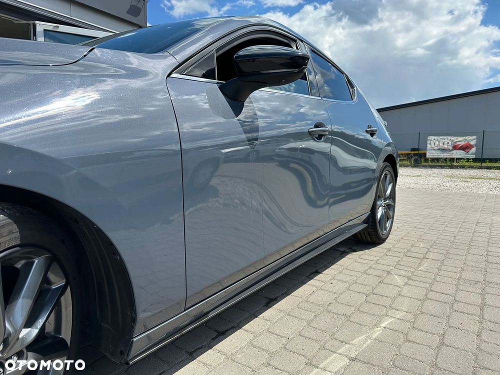 Mazda 3 2.0 mHEV Hikari - 7