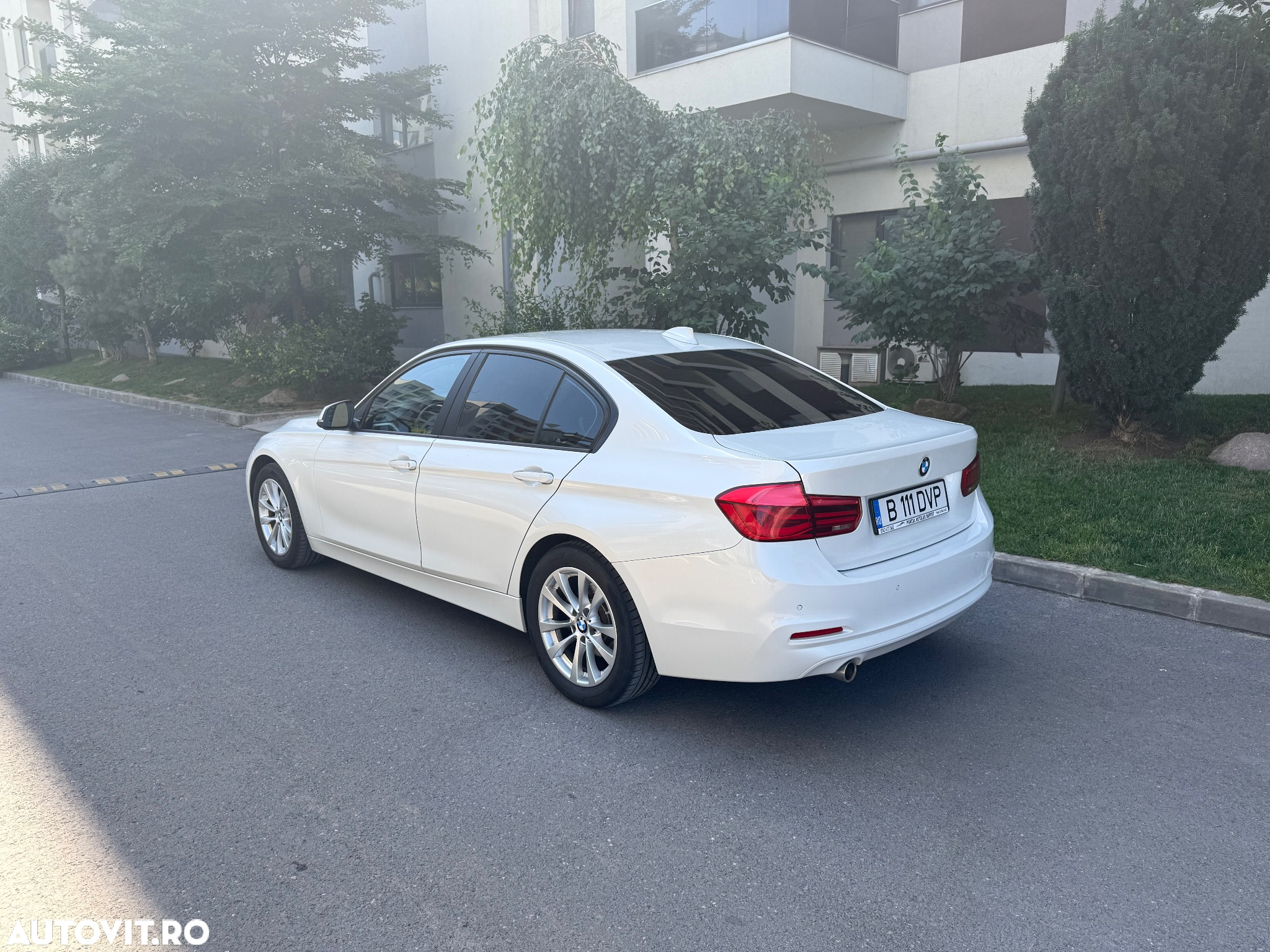 BMW Seria 3 316d Advantage - 2