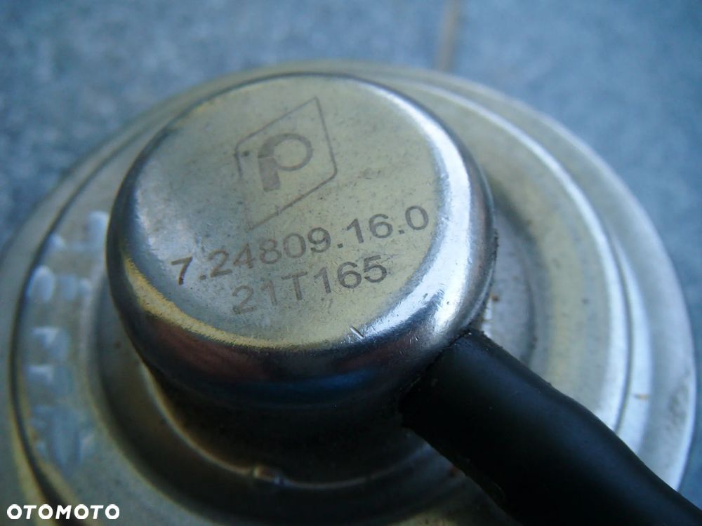 vw jetta III 07r2.0 tdi zawór egr  714809160 - 3