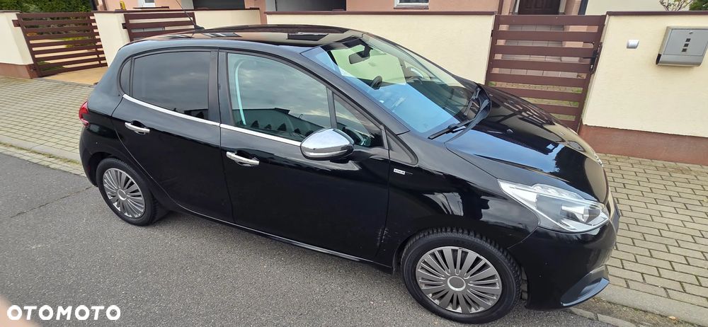 Peugeot 208 1.2 PureTech Allure - 4