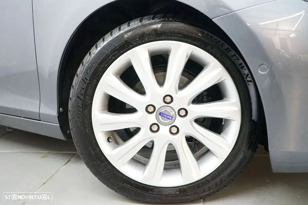 Volvo V40 - 10
