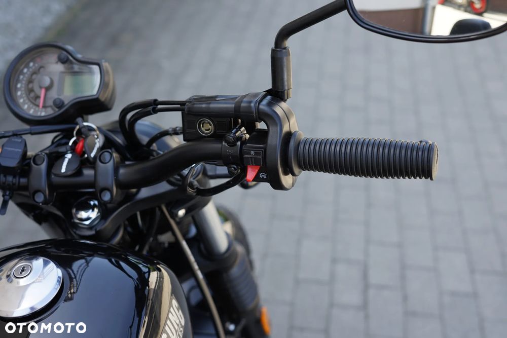 Hyosung GV - 17