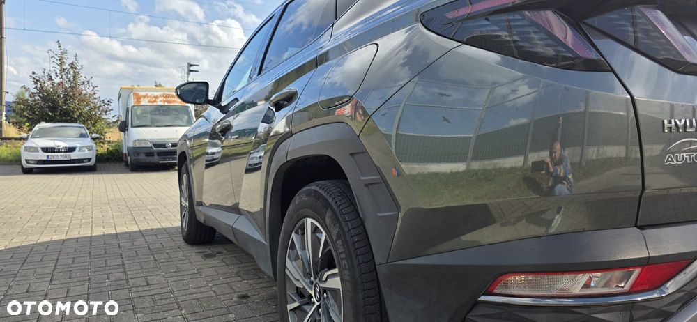 Hyundai Tucson 1.6 T-GDi HEV Executive 4WD - 18