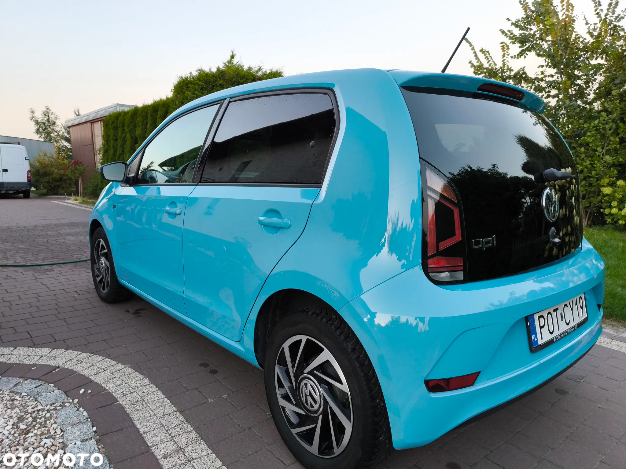 Volkswagen up! - 11