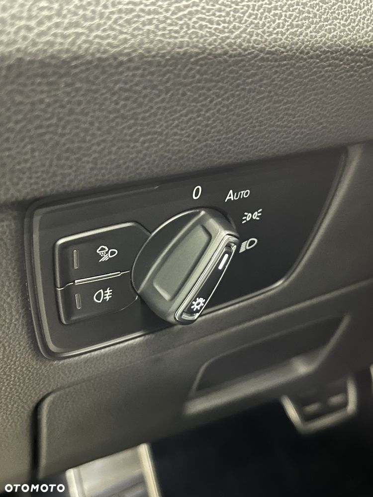 Volkswagen Arteon 2.0 TSI 4Motion Elegance DSG - 32