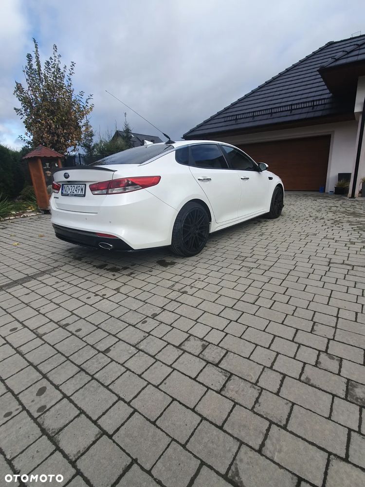Kia Optima 1.7 CRDI L DCT - 9
