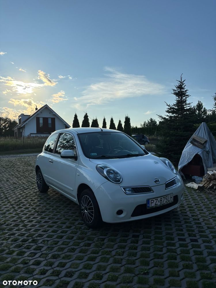 Nissan Micra - 2
