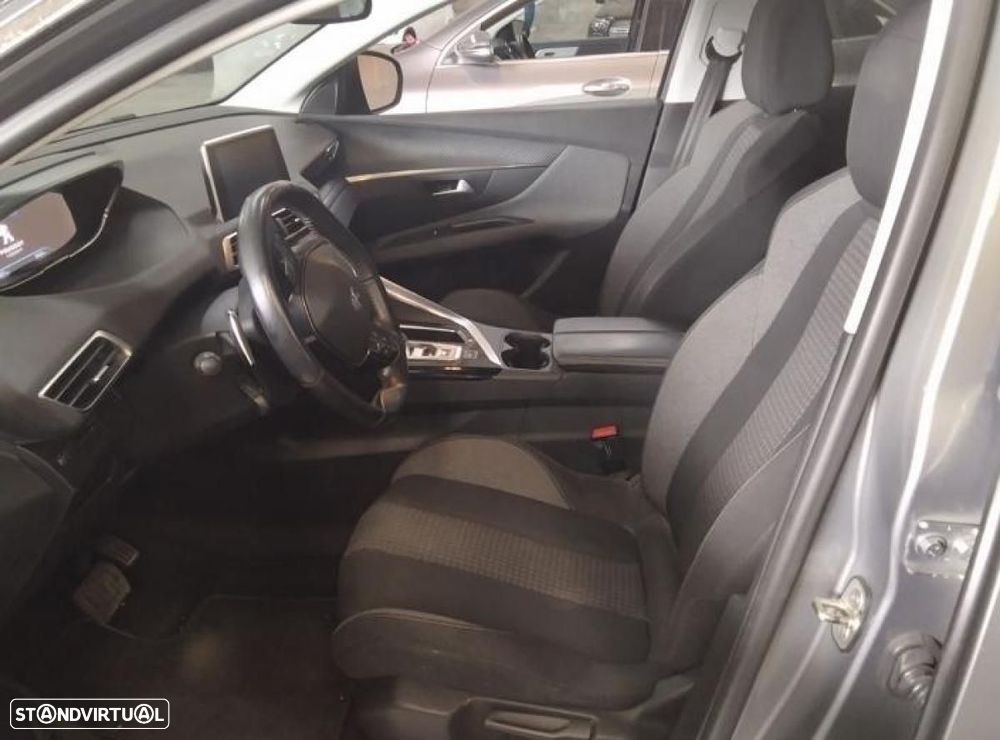 Peugeot 3008 - 4