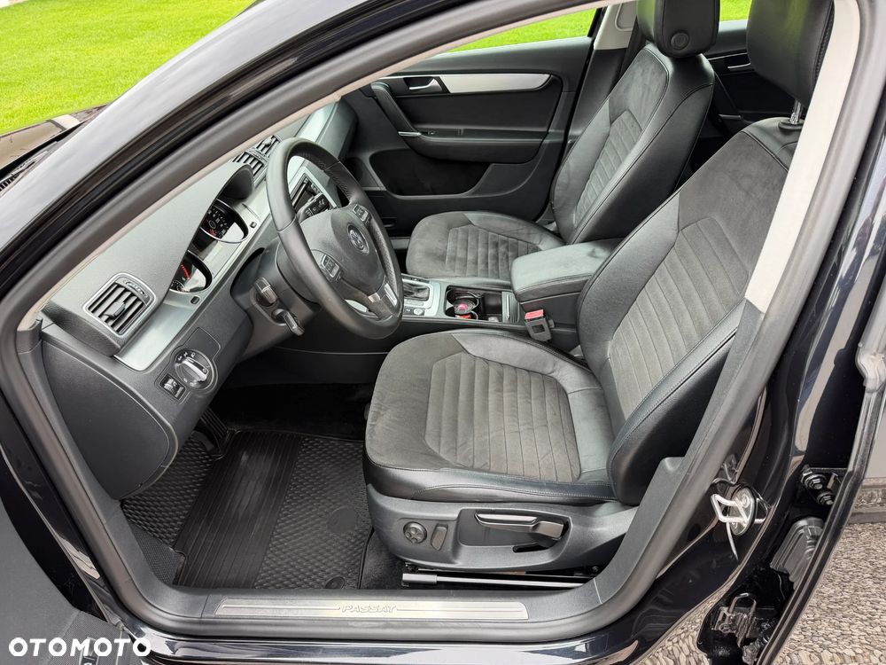 Volkswagen Passat 2.0 TDI Highline DSG - 11