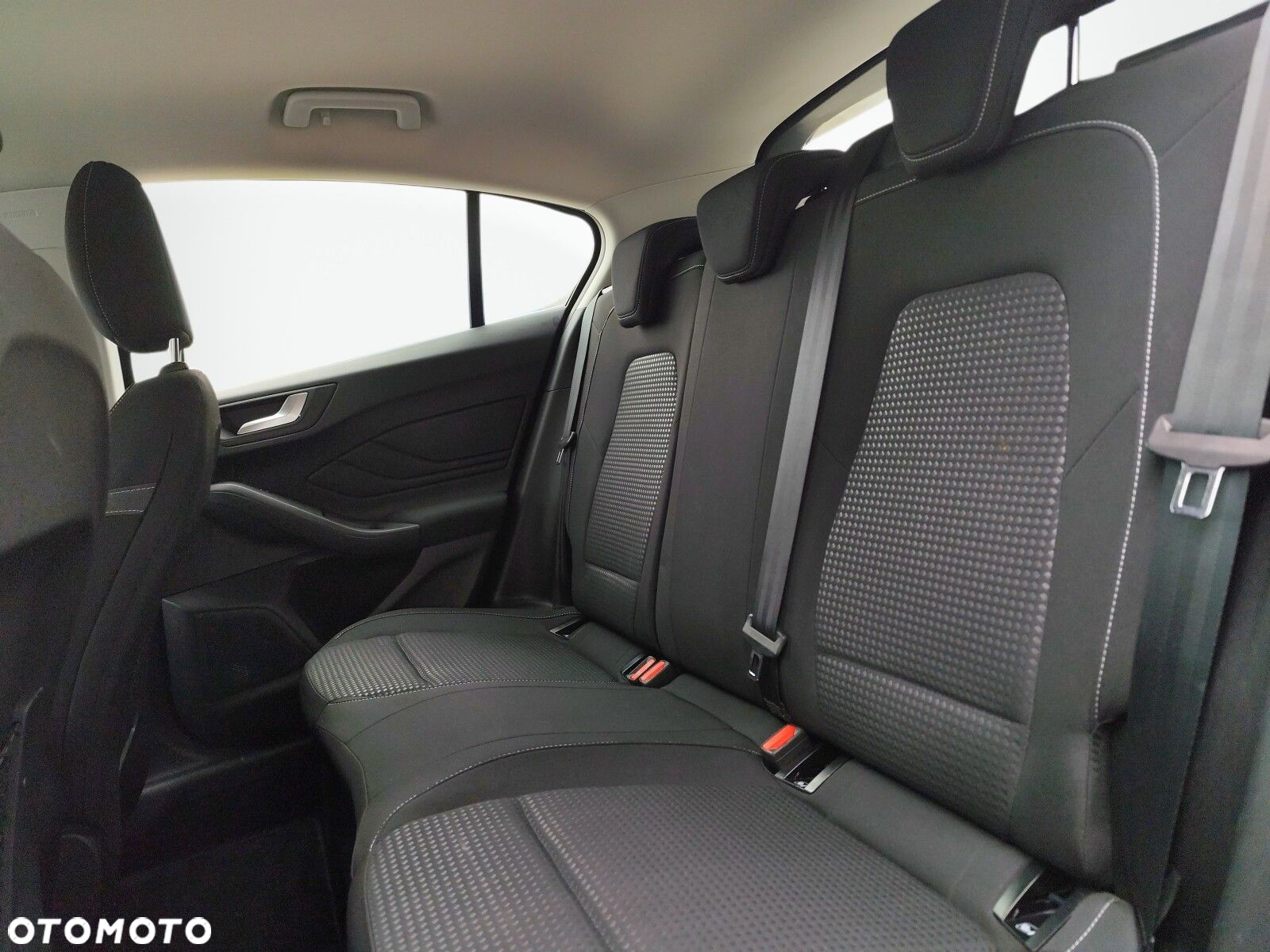 Ford Focus - 13