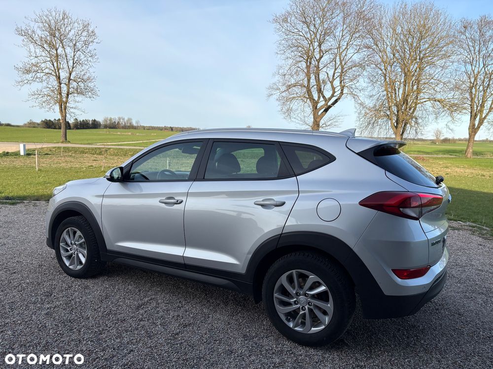 Hyundai Tucson blue 1.7 CRDi 2WD Style - 11