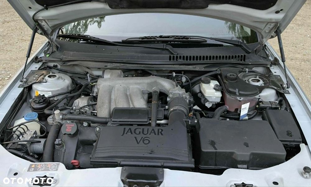Jaguar X-Type - 12