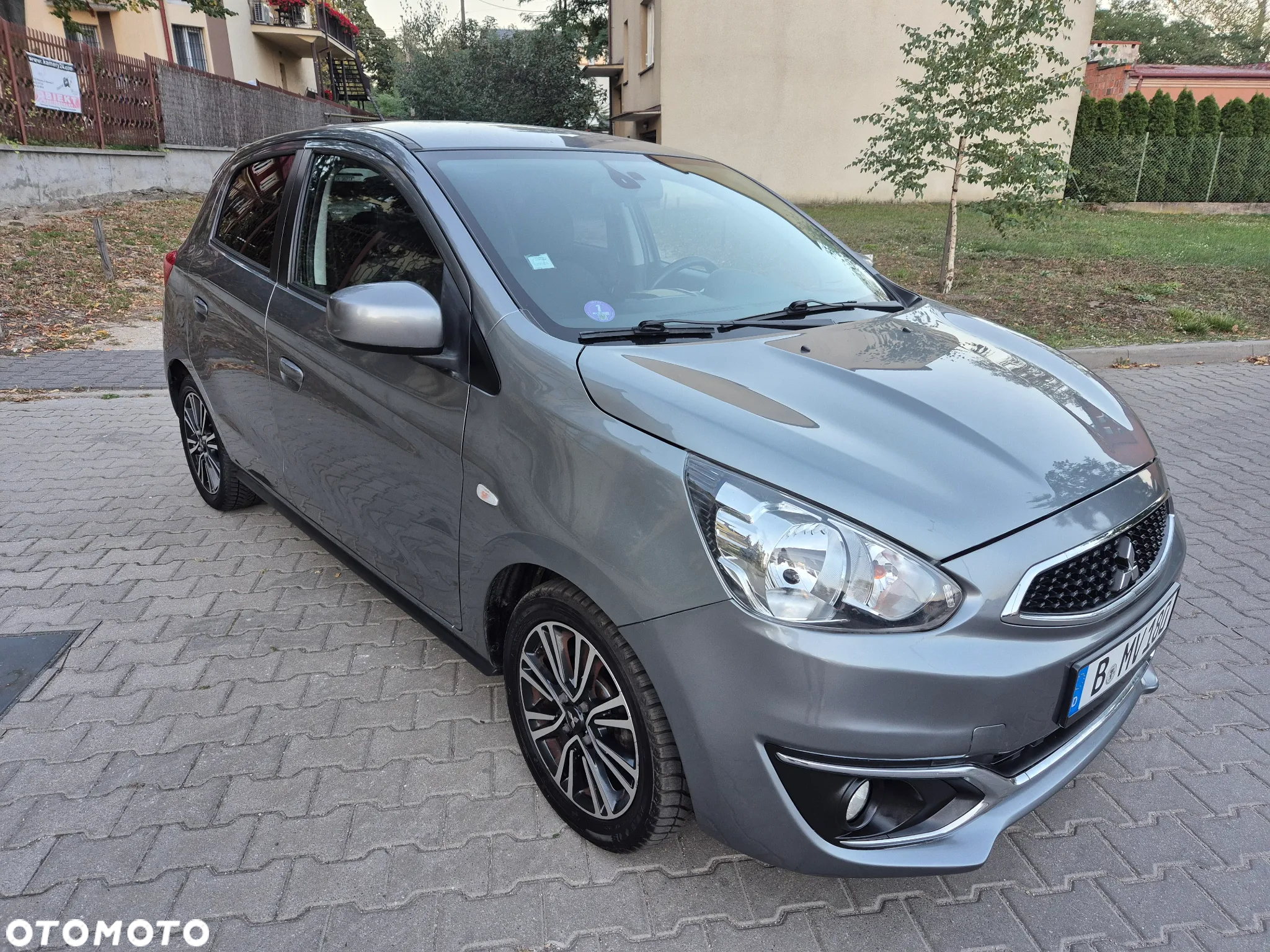 Mitsubishi Space Star 1.2 Clear Tec Color - 10