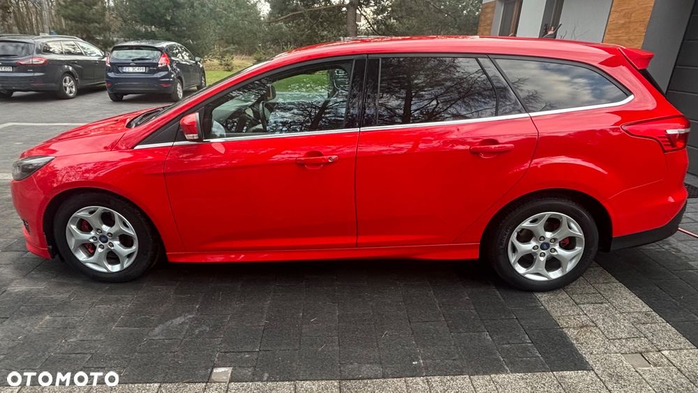 Ford Focus 1.5 TDCi DPF Start-Stopp-System ST-Line - 4