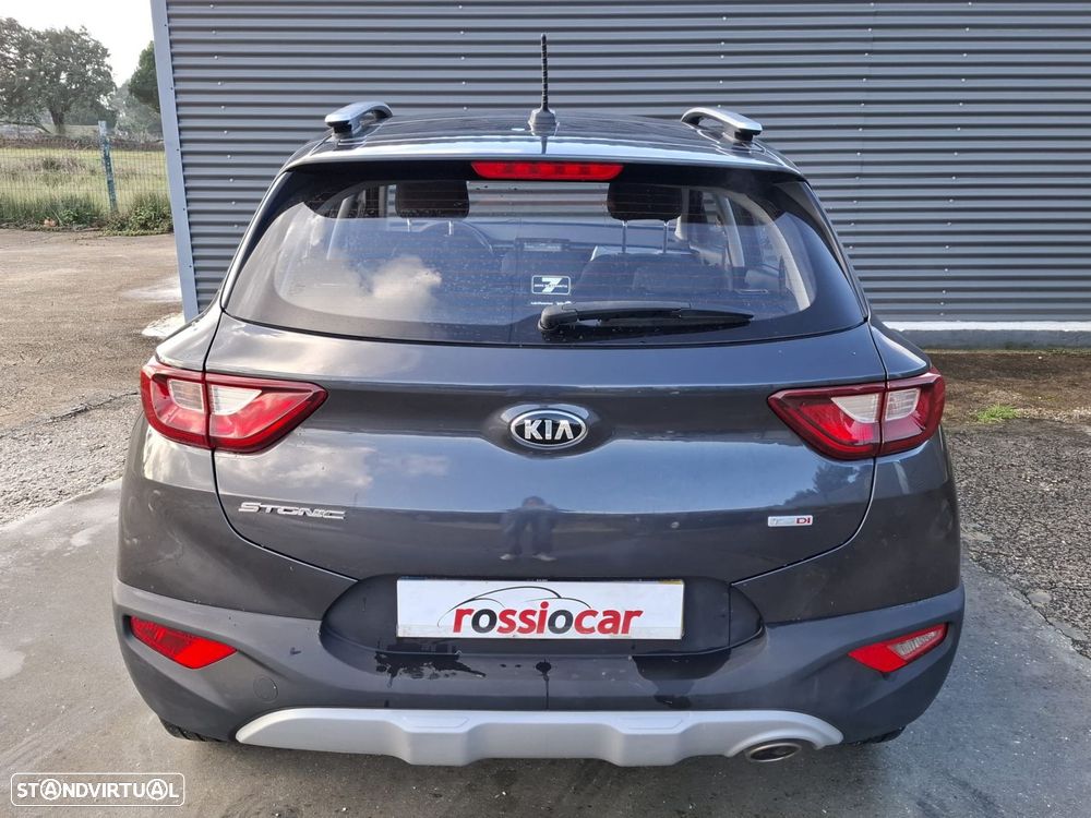 Kia Stonic 1.0 T-GDI Urban - 11