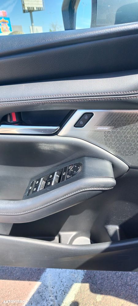 Mazda 3 e-Skyactiv G122 MHEV Plus - 6